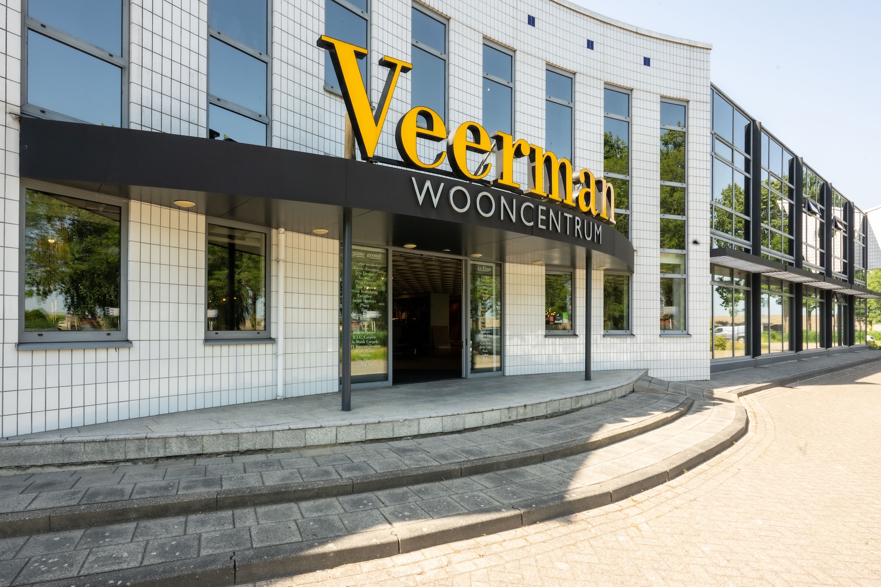 Exterieur pand Veerman